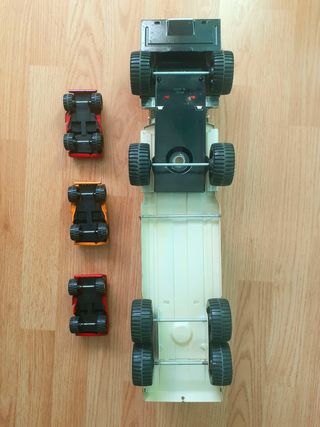 Camión portacoches de juguete Tigre 2000 de Gozan