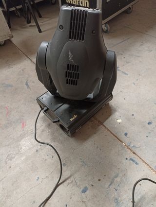 Proyector de MAD 600