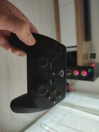 se vende ordenador gaming recién montado