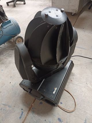 Proyector de MAD 600