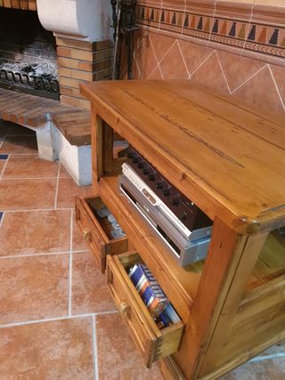 Mesa para televisión