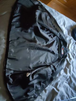 chaqueta de piel plana