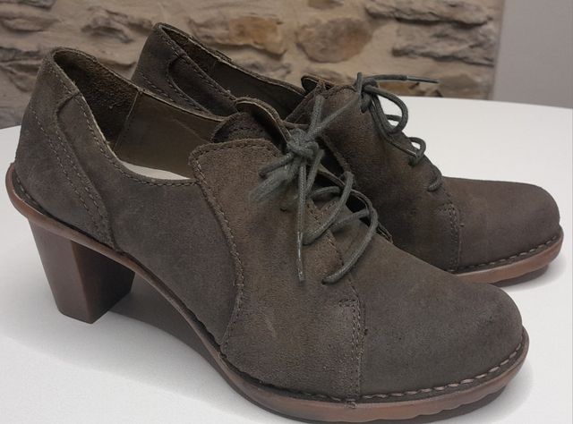 Scarpe El Naturalista con lacci e tacco
