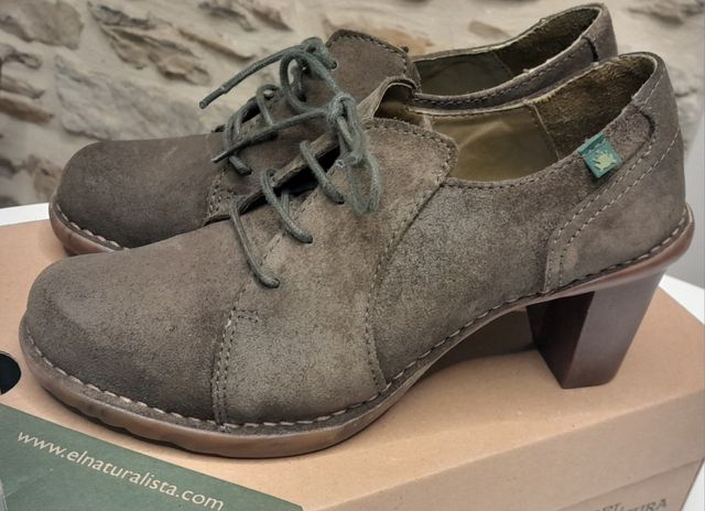 Scarpe El Naturalista con lacci e tacco