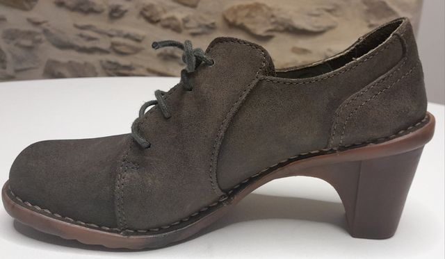 Scarpe El Naturalista con lacci e tacco