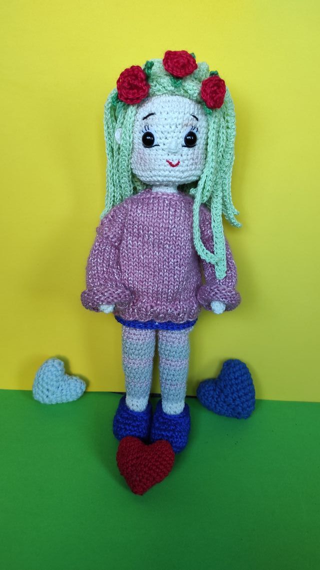 Muñeca Corazones, Amigurumi, muñeca crochet única