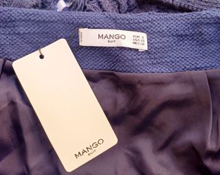 Falda corta azul marino de Mango Suit. Talla S