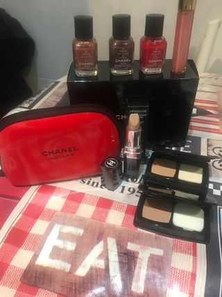 Conjunto maquillaje Chanel
