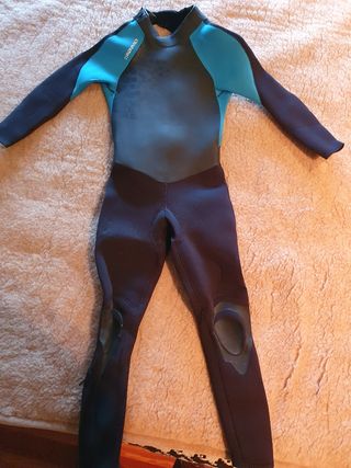 TRAJE NEOPRENO SURF LARGO. TALLA 9/10. POCO USO