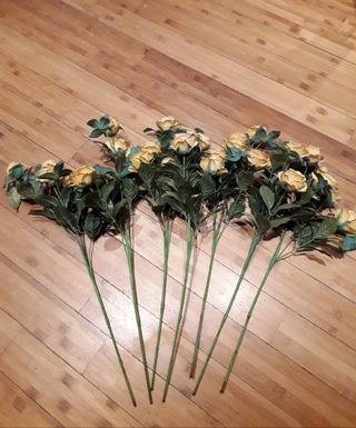 Fiori finti rose Flores falsas rosas 