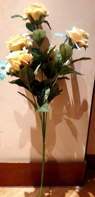 Fiori finti rose Flores falsas rosas 