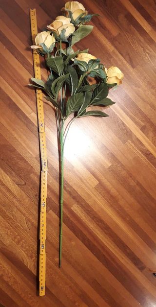Fiori finti rose Flores falsas rosas 