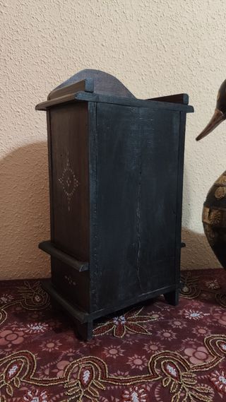 ANTIGUO ARMARIO JOYERO DE LA INDIA CON NÁCAR