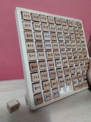 Tablas de multiplicar de madera