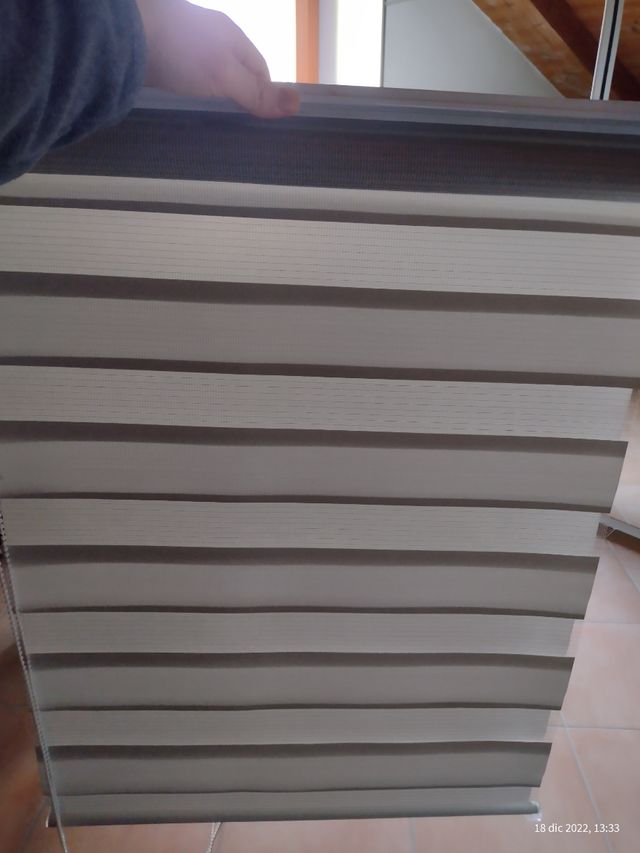 Tenda a rullo notte e giorno 