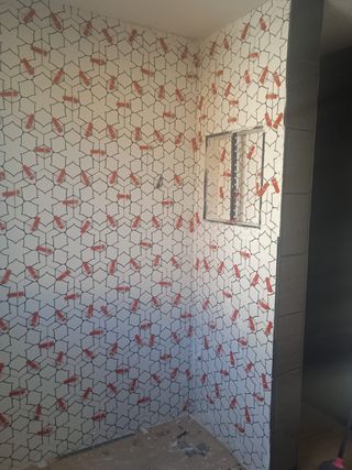 Reforma de cuarto de baño y suelo.