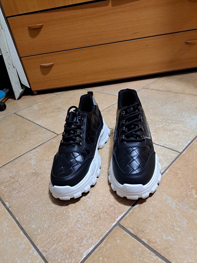 sneakers nere ecopelle