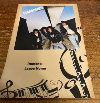 Ramones tarjeta postal punk rock Leave Home