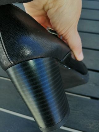 Zapatos negros tacón Anyovi