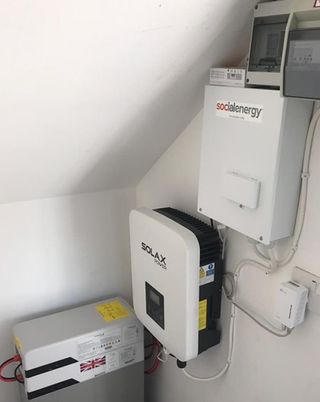 placas solares con social Energy.