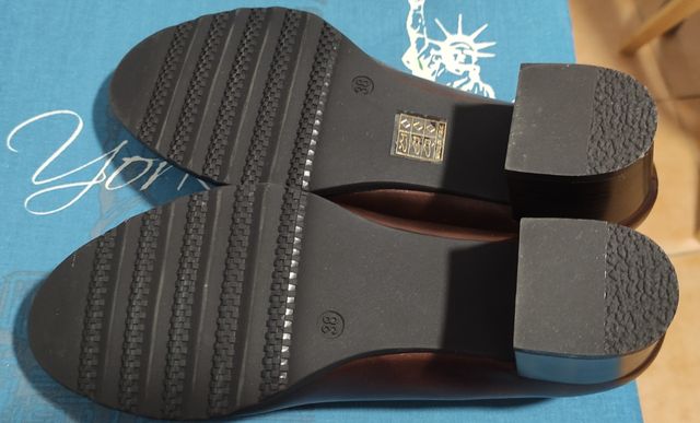 Nuovissime scarpe T38