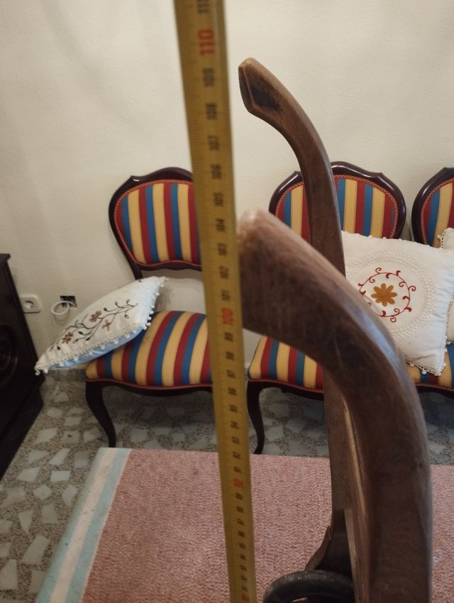 Carretilla antigua para sacos