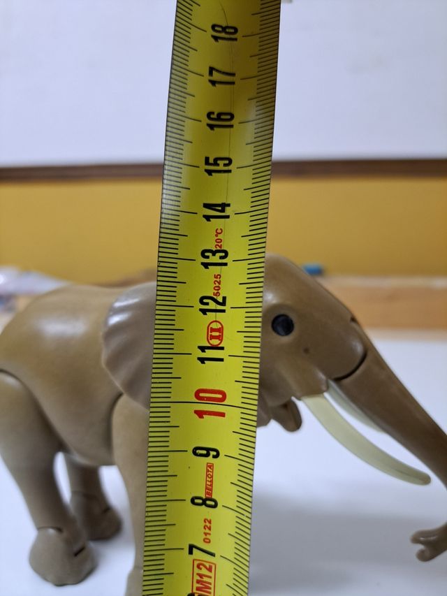 Elefante de playmobil antiguo 