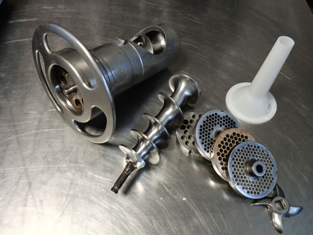 Boca ,espiral ,tuerca inox para picadora P-22