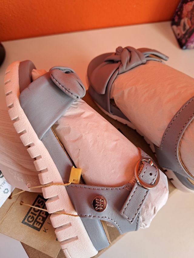 Sandalias niña GiosEppo nuevas