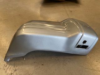 Paragolpes punta delantera izquierda Mitsubichi mo