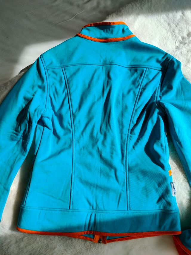 chaqueta azul