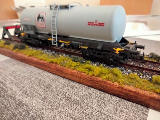 Vagón cisterna electrotren Delhaize