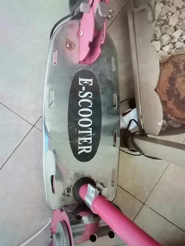 Patinete ELÉCTRICO como NUEVO