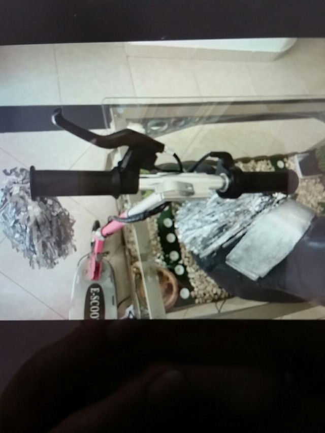 Patinete ELÉCTRICO como NUEVO