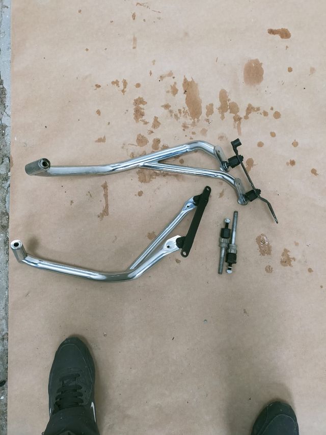 Defensas BMW k75 K100 de segunda mano por 150 EUR en Alcorcón en WALLAPOP