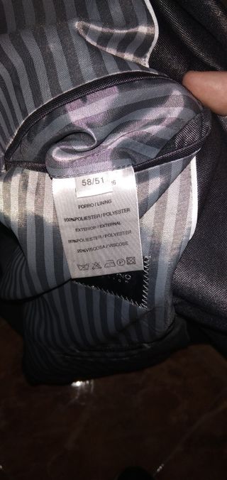 traje