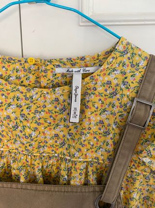 Conjunto peto con falda y blusa niña