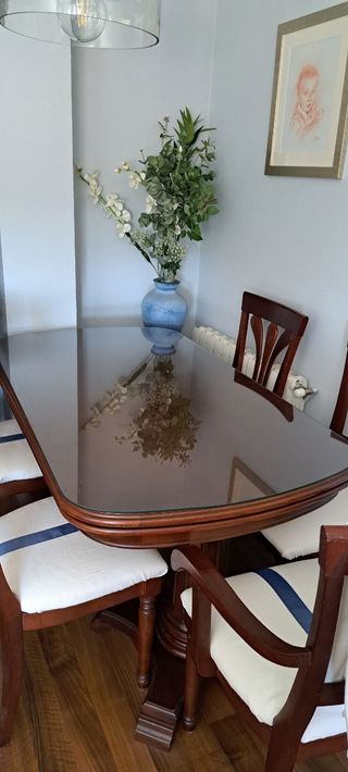 Mesa de comedor de Madera de Roble.