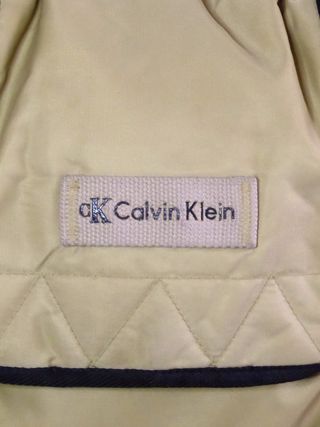 Bolso bandolera Calvin Klein color camello