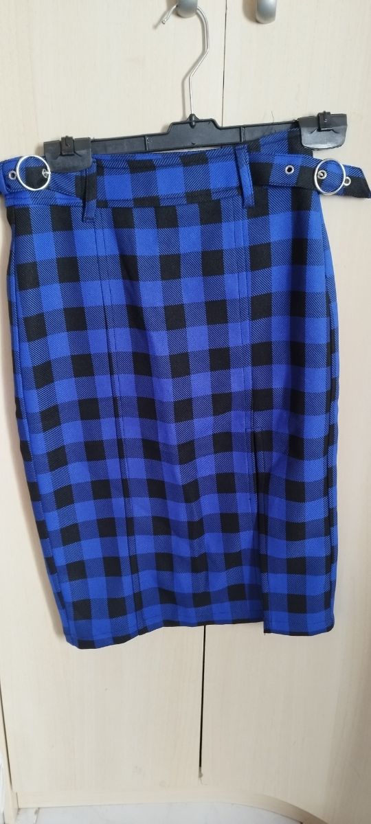Falda midi tubo cuadros azul