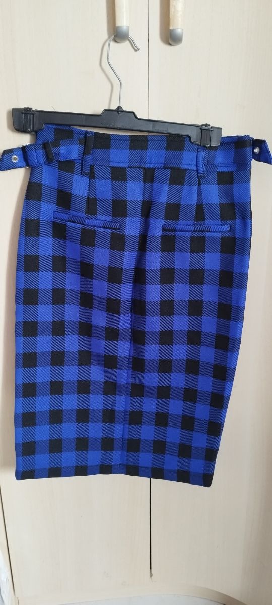 Falda midi tubo cuadros azul