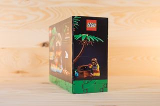 LEGO Ideas Ray the Castaway (40566)