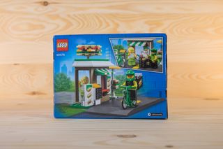 LEGO Ambulance (40582) + Sandwich Shop (40578)