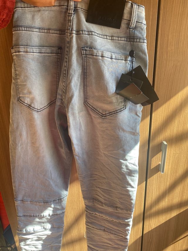 Pantaloni in denim elasticizzato