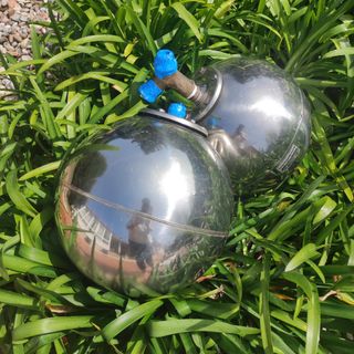 2 Acumuladores Hidroneumático