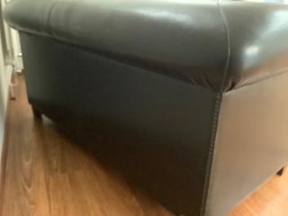 Sofá Chester,ideal para oficinas y casa .