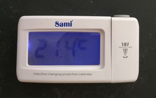 Despertador/Proyector SAMI