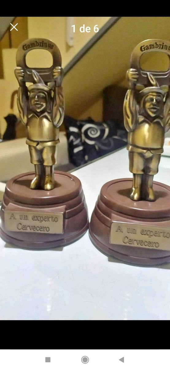 Coppia di apribottiglie. Cruz. Campo Gambrinus