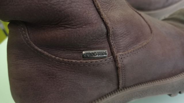 Botas impermeables de tacón 