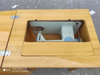 Máquina de coser Sigma antigua modelo 110.